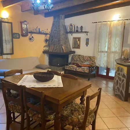 Holiday home Casa Vacanze Gli Oleandri