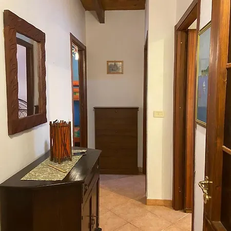Holiday home Casa Vacanze Gli Oleandri